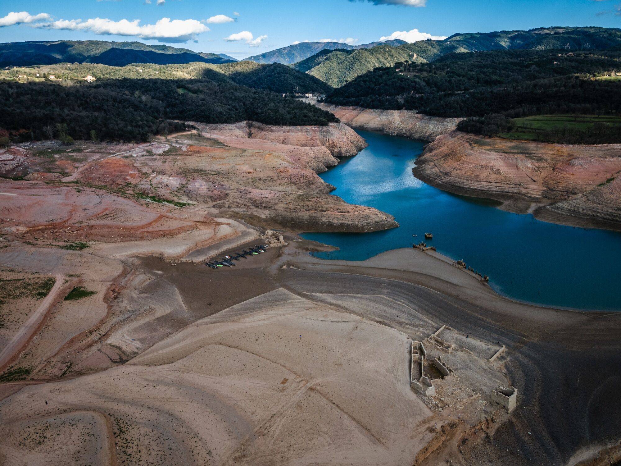 Extreme Drought Is Wreaking Havoc On Daily Life In Spain Outrider   2000x1500 (1) 